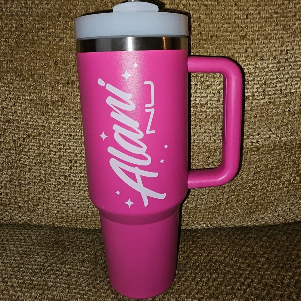 NEW Alani 40 oz Tumbler